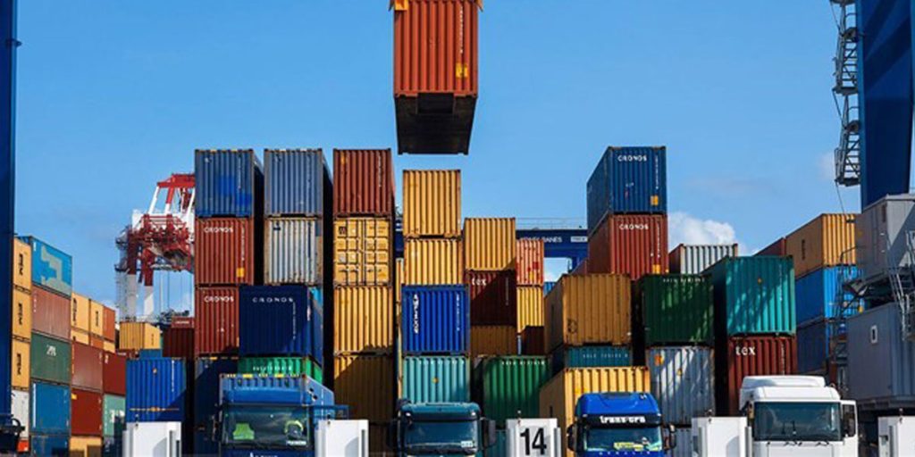 نقش اینکوترمز در قراردادهای واردات و تعیین مسئولیت‌ها