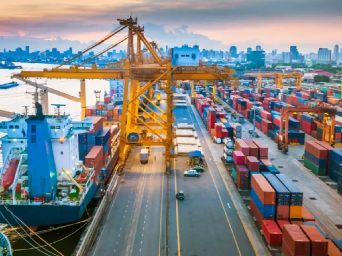 راهنمای جامع و کاربردی صادرات کالا راهنمای جامع و کاربردی صادرات کالا